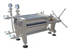 葡萄酒設(shè)備_新鄉(xiāng)新航液壓設(shè)備公司—