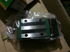 上銀滑塊HGW35HC HGW35C 1364214871