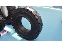 廣州朗琴實(shí)心輪胎11.00-20特價(jià)批發(fā)