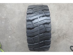 廣州朗琴電動叉車實心輪胎16x6-8哪