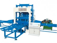 臨沂機(jī)械設(shè)備，臨沂熱銷免燒磚機(jī)哪