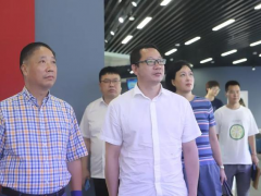 樂(lè)清總工會(huì)黨組書(shū)記、常務(wù)副主席林秀一行蒞臨正泰調(diào)研考察