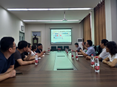 理工機(jī)械學(xué)院來(lái)開(kāi)封儀表進(jìn)行技術(shù)交流