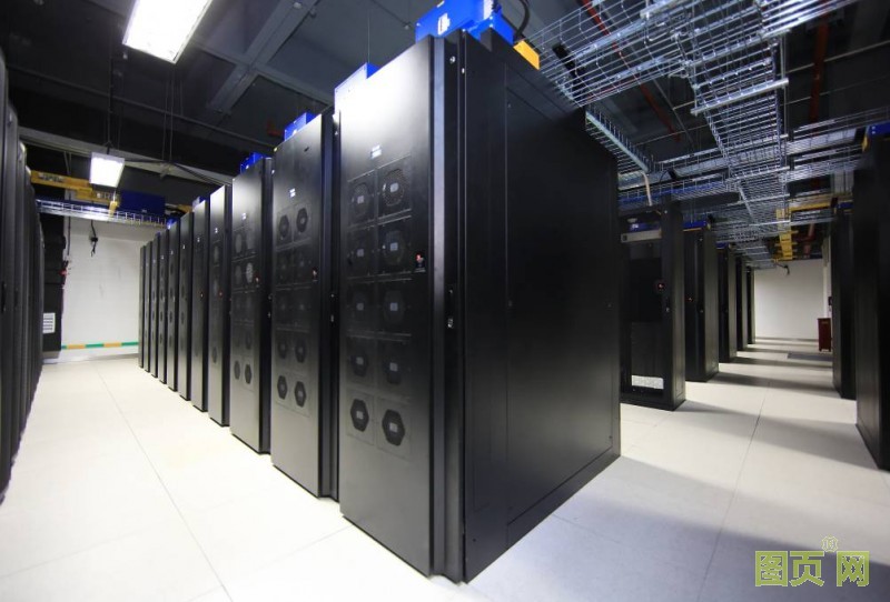 臺達易動-超越系列微模塊新裝亮相-5