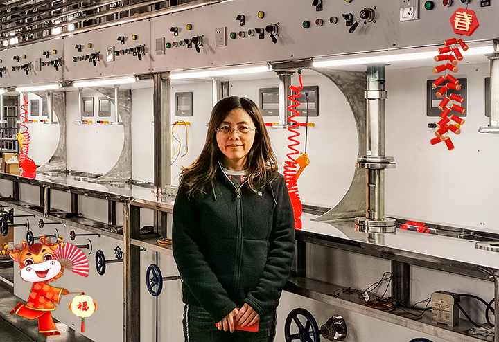 承德萬達(dá)高新儀表有限公司 銷售部經(jīng)理李愛云給大家拜個早年