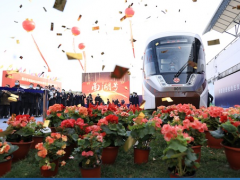 上海電氣助力阿爾斯通制造首列“南湖號(hào)”有軌電車(chē)下線