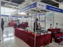 直擊現(xiàn)場丨東朋自控儀表攜防腐壓力儀表、溫度儀表、液位儀表彩亮相淄博石油化工展