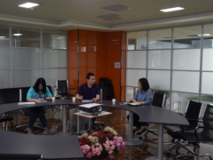 技術創(chuàng)新 再接再厲 西安工信局兩化融合處領導到中星測控公司調研