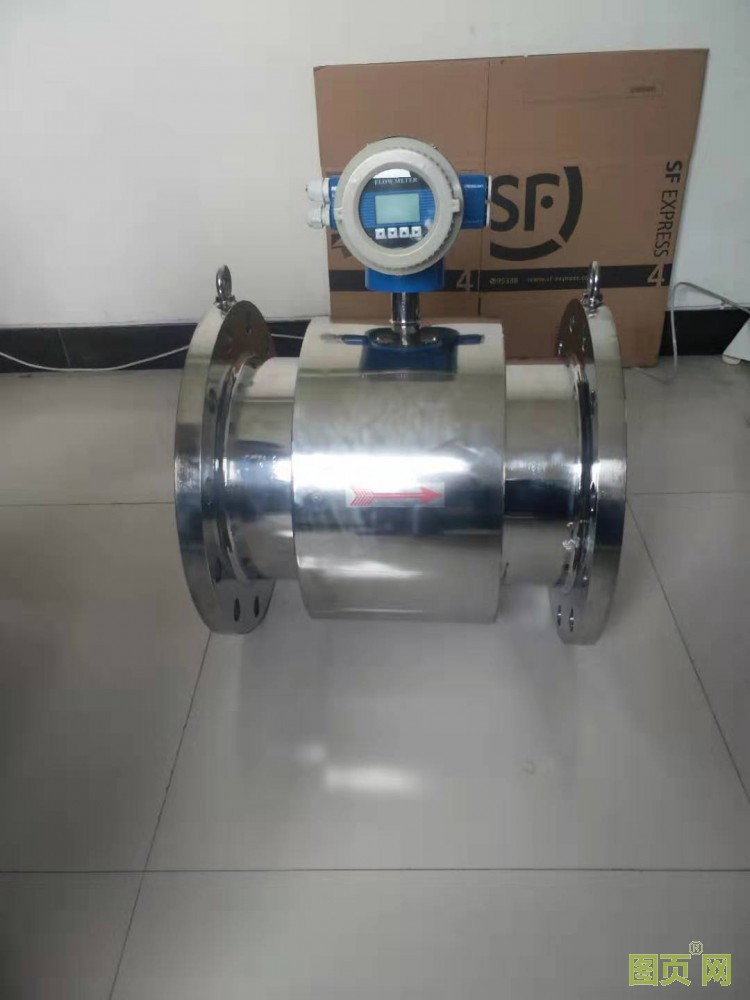 DN250全不銹鋼電磁流量計(jì)四氟襯里，可以當(dāng)鏡子