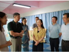 有溫暖 有特色 上?？偣敝飨恍猩W臨上?？咸卣{(diào)研