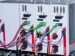 基于工業(yè) PC 和伺服產(chǎn)品的生產(chǎn)制造技術(shù)助力提升性能、速度和效率