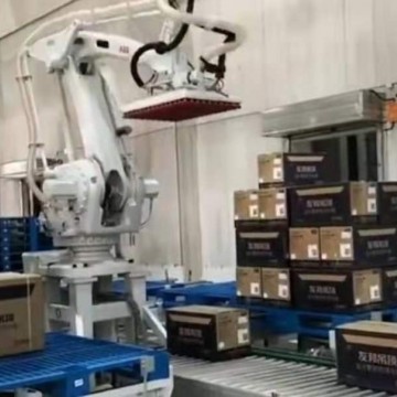 供應(yīng)碼垛搬運(yùn)機(jī)器人 連軸碼垛防爆機(jī)