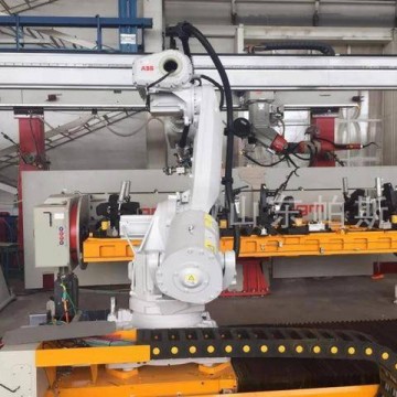 供應(yīng)重載型行走軌道機器人碼垛機設(shè)