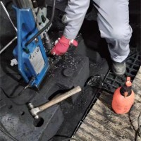 現(xiàn)場鉆孔/咬死螺栓或銷子拆除