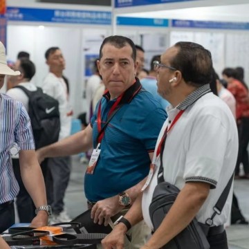 2025年潤(rùn)滑油、脂展會(huì)/湖北武漢汽車(chē)