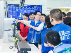 走進(jìn)“全球中小顯示屏之王”的硬核工廠，探秘顯示技術(shù)智造革命